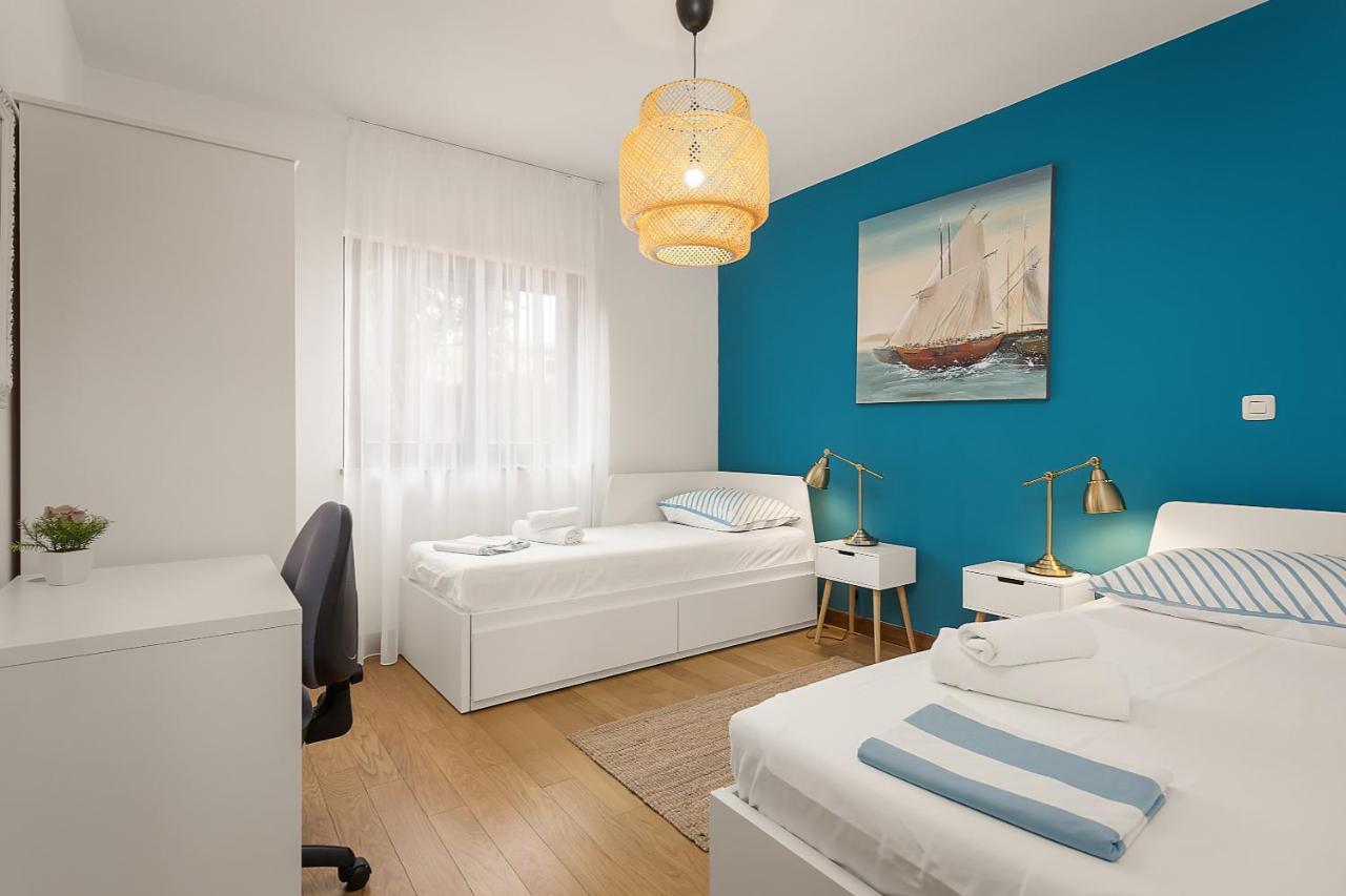 Apartments Cesare With Shared Pool Liznjan Bagian luar foto