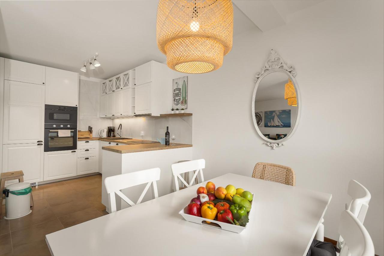 Apartments Cesare With Shared Pool Liznjan Bagian luar foto