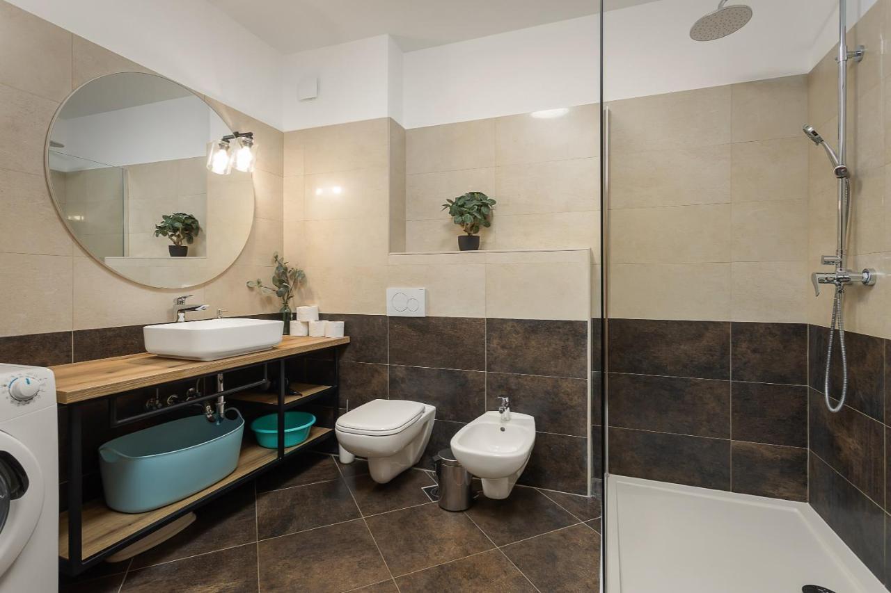 Apartments Cesare With Shared Pool Liznjan Bagian luar foto