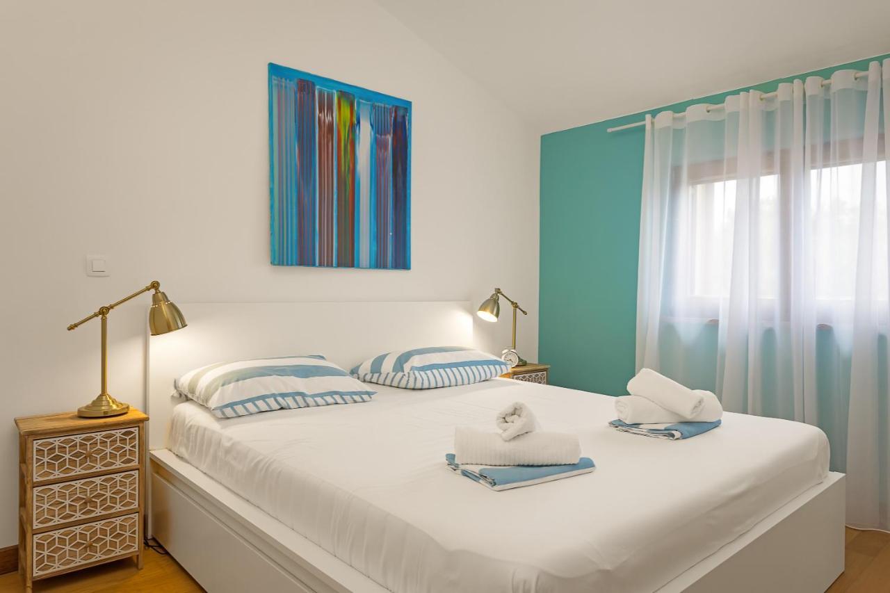 Apartments Cesare With Shared Pool Liznjan Bagian luar foto
